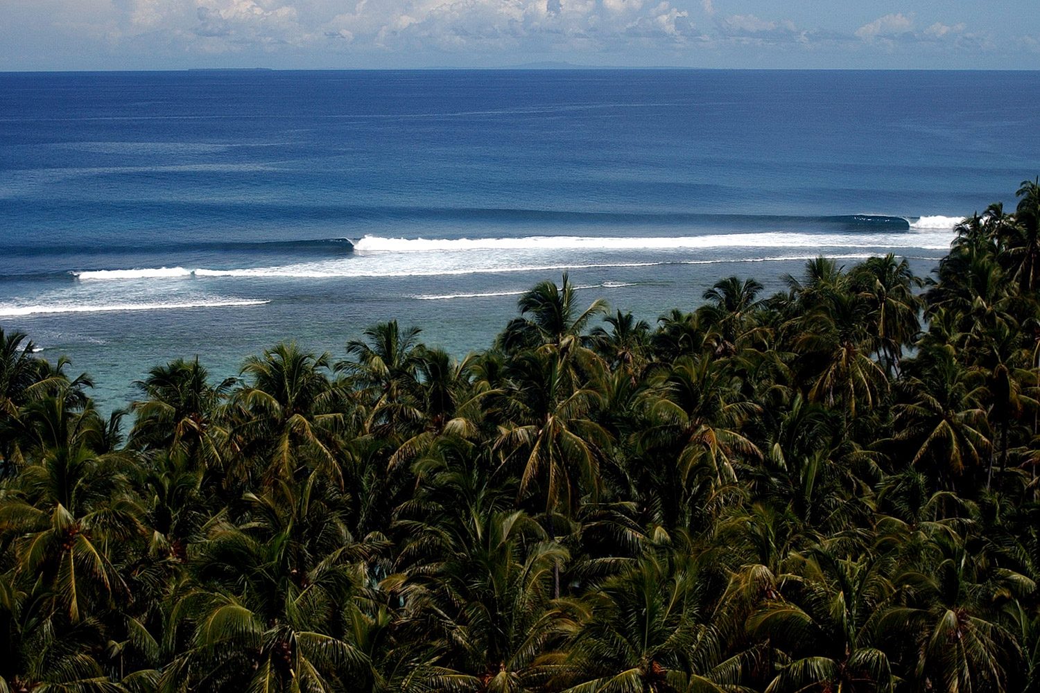 Costa Rica green season surfing waves vs Dry season