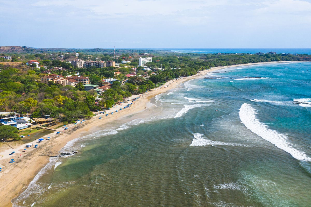 A group enjoying Tamarindo surf lessons for beginners